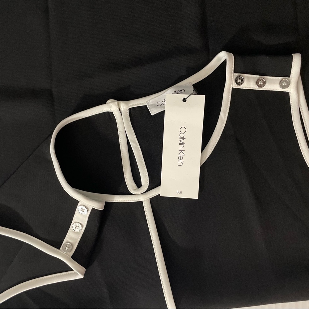 🆕 Calvin Klein CK Women's Sleeveless Black White Piping Trim Blouse Top L 12-14 - Picture 10 of 16
